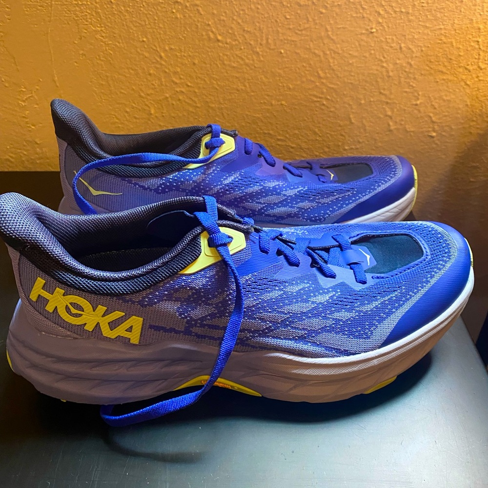 Hoka Speedgoat 5